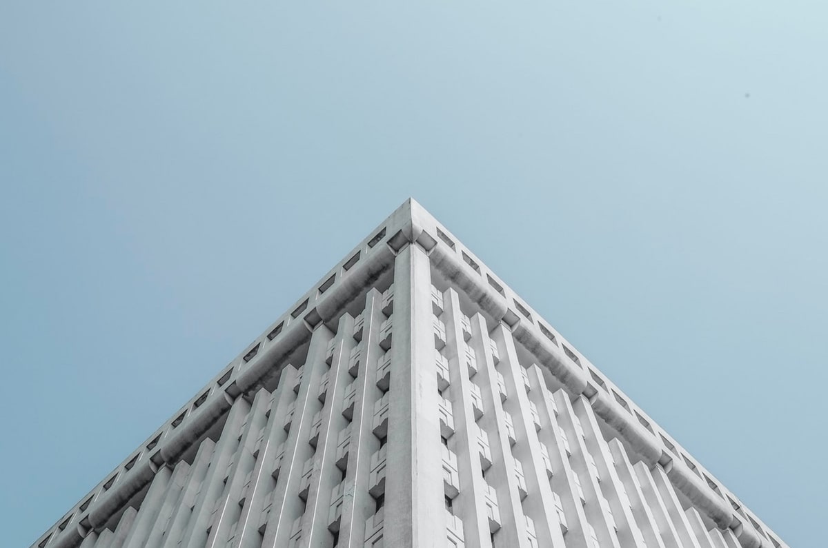 乐鱼体育官网-东契奇32+11+8詹姆斯23+5+6 洛杉矶德比湖人不敌快船